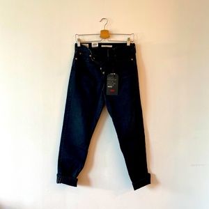 Levi Wedgie Jeans , Size 27, NWT, high rise